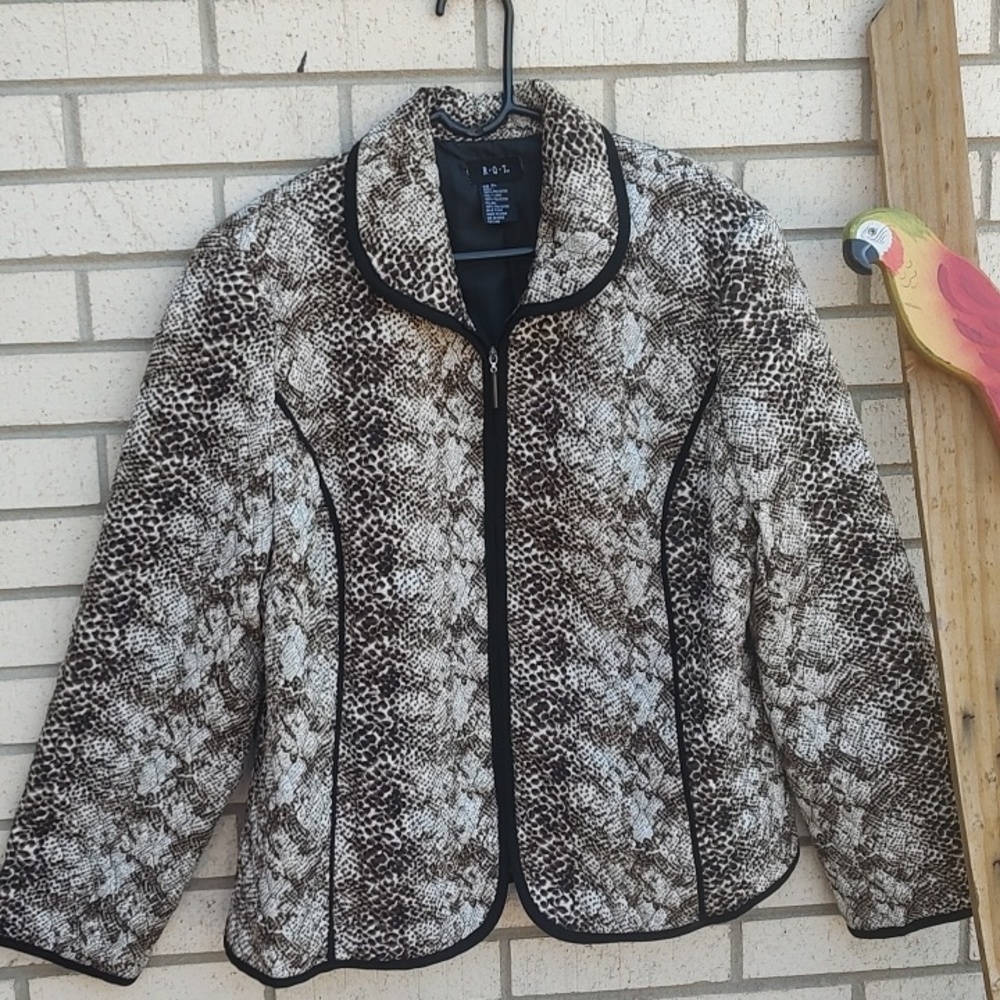 Leopard 🐆 Jacket** - Picture 5 of 10